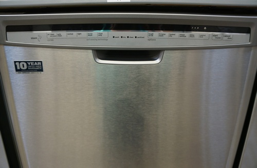 There are a total of 6 wash cycles and 3 options, as well as a "Heated Dry" option that can be turned on or off.