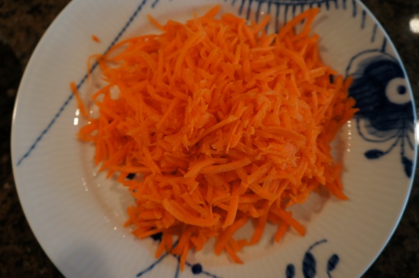 The Black & Decker did a good job shredding carrots.