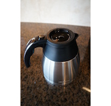 The Optimal Brew model utilizes a stainless steel insulated thermal carafe.